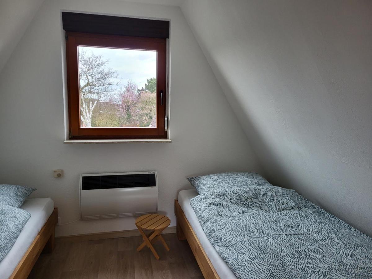 Ferienhaus Yanic Neuharlingersiel Exterior foto
